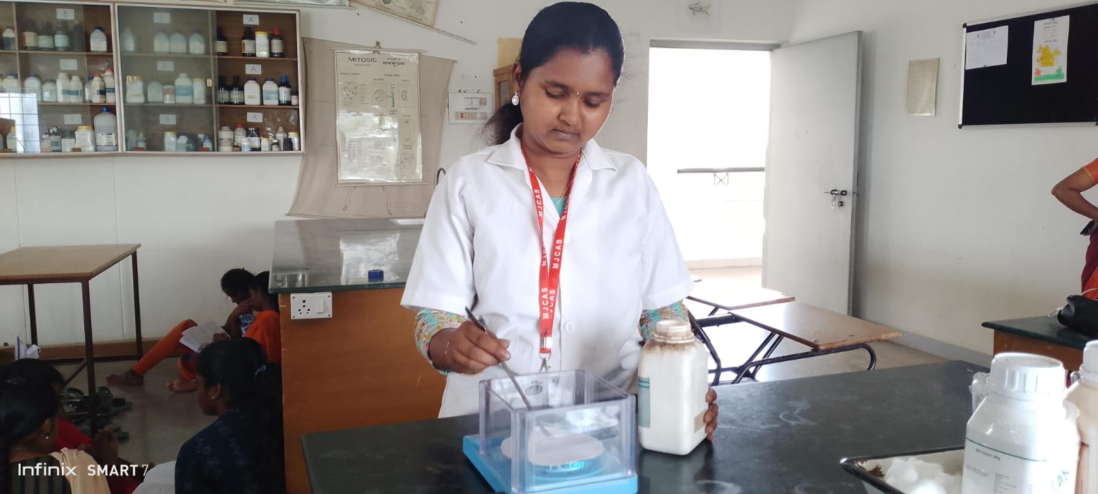 Laboratory image 4